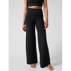Athleta Elation Wide Leg Pant Large